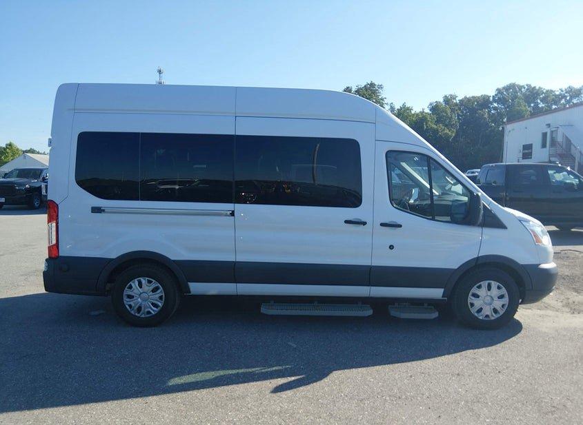 Ford Transit-350