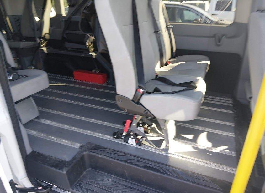 Ford Transit-350