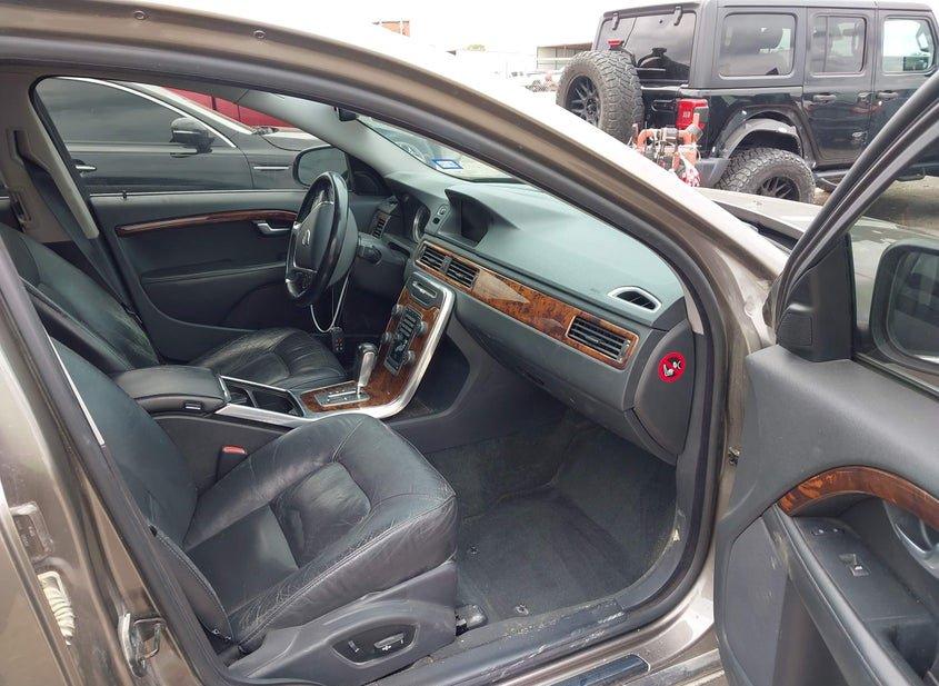 Volvo S80