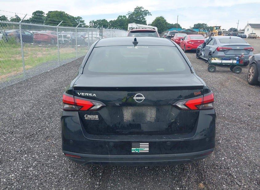 Nissan Versa