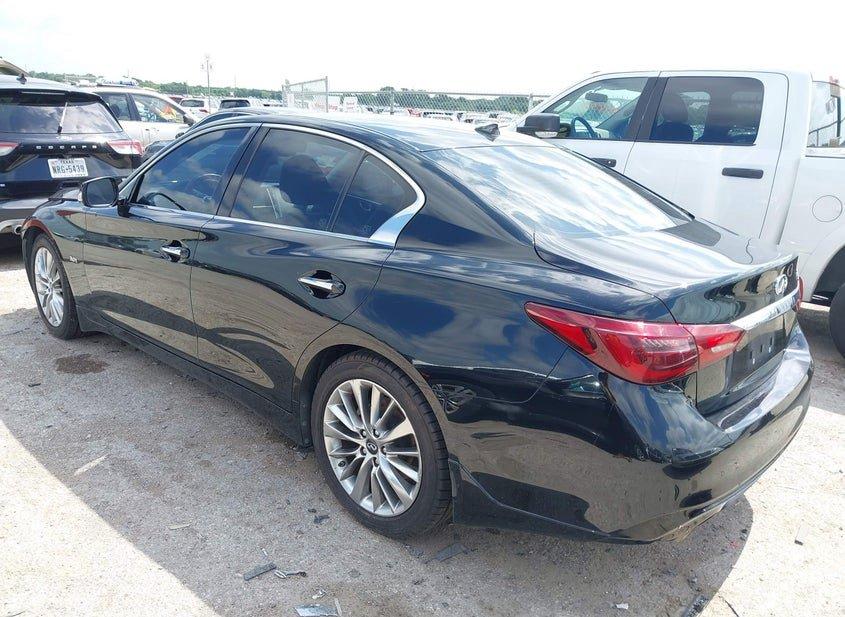 Infiniti Q50