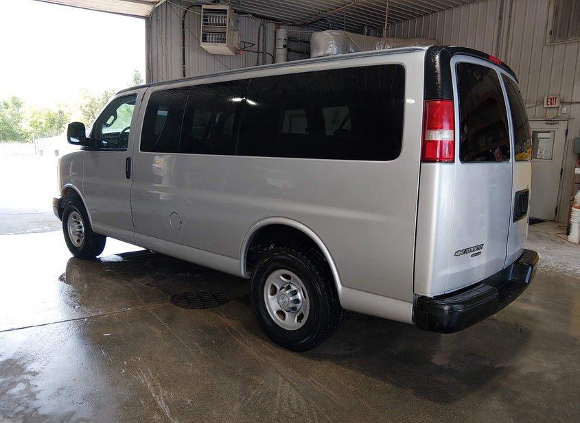 Chevrolet Express 2500