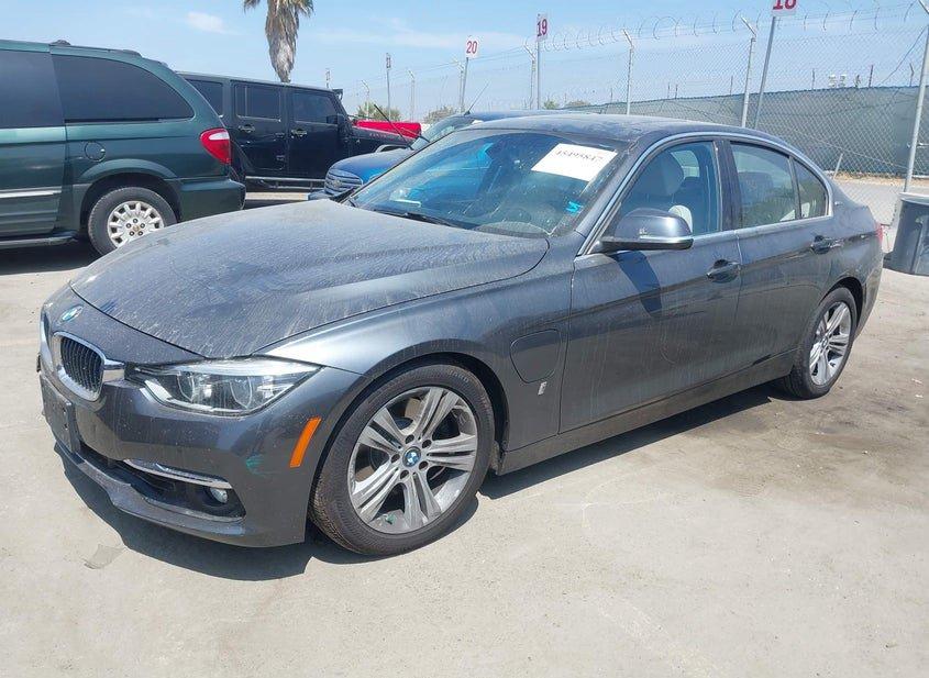 BMW 330E