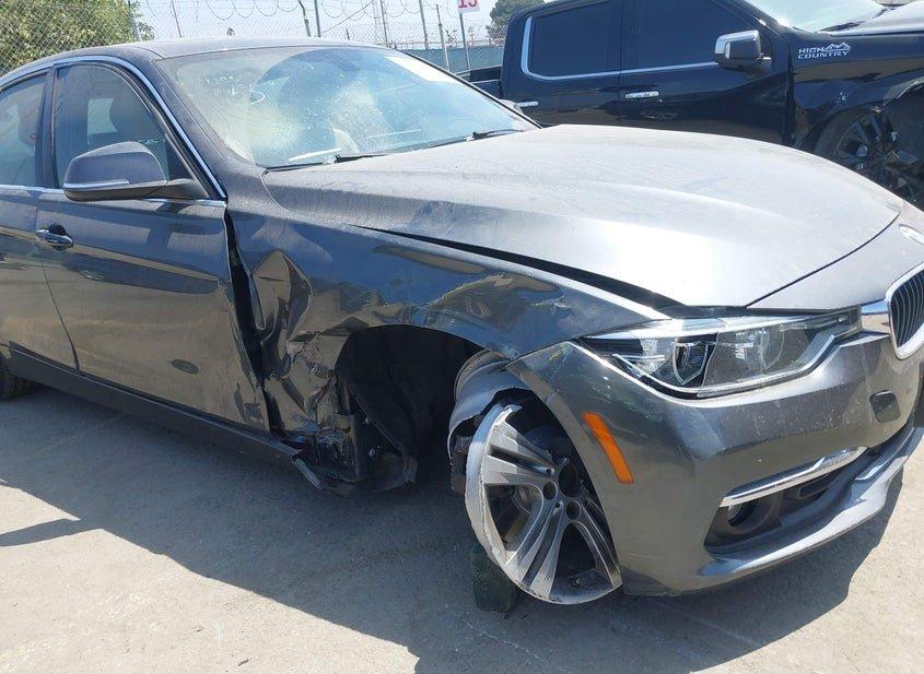 BMW 330E