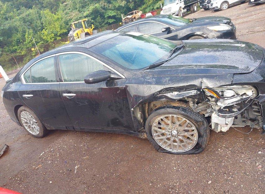 Nissan Maxima