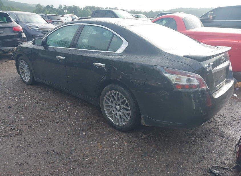 Nissan Maxima