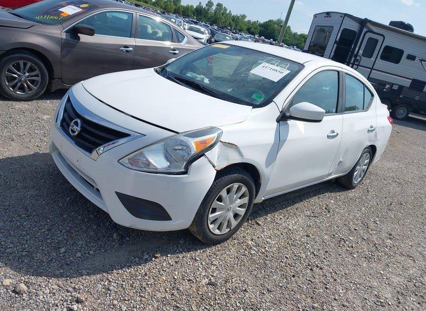 Nissan Versa