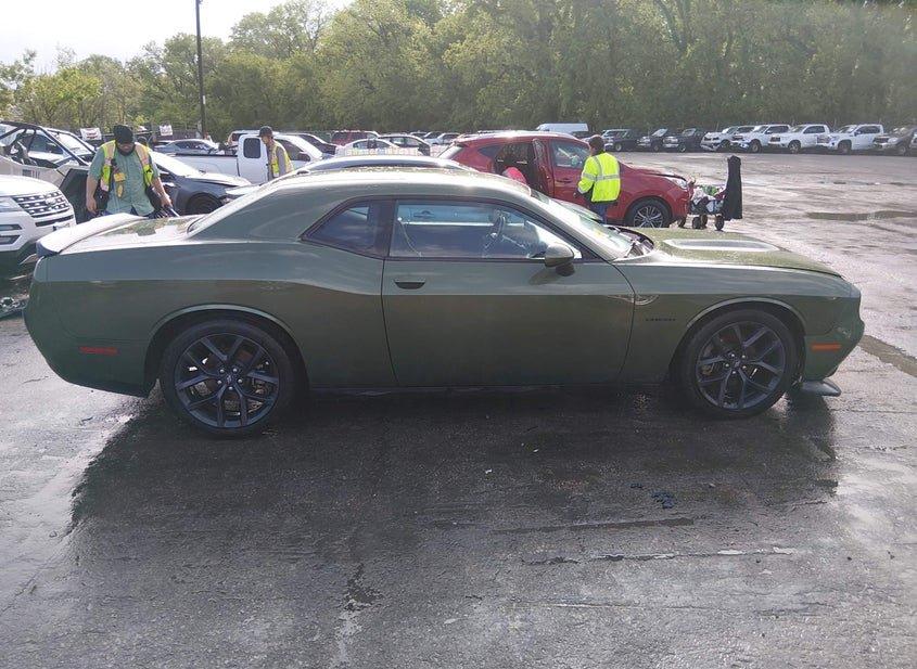 Dodge Challenger