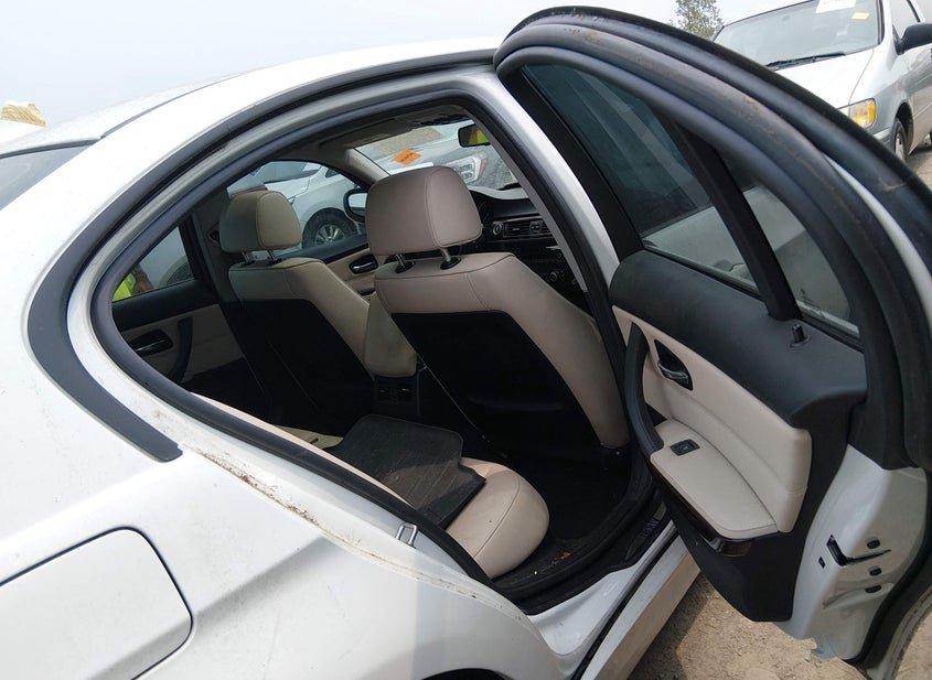 BMW 328I