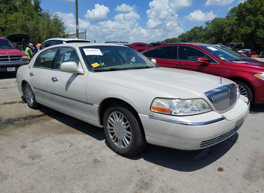 Lincoln Town Car