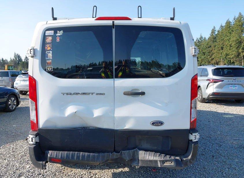 Ford Transit-250