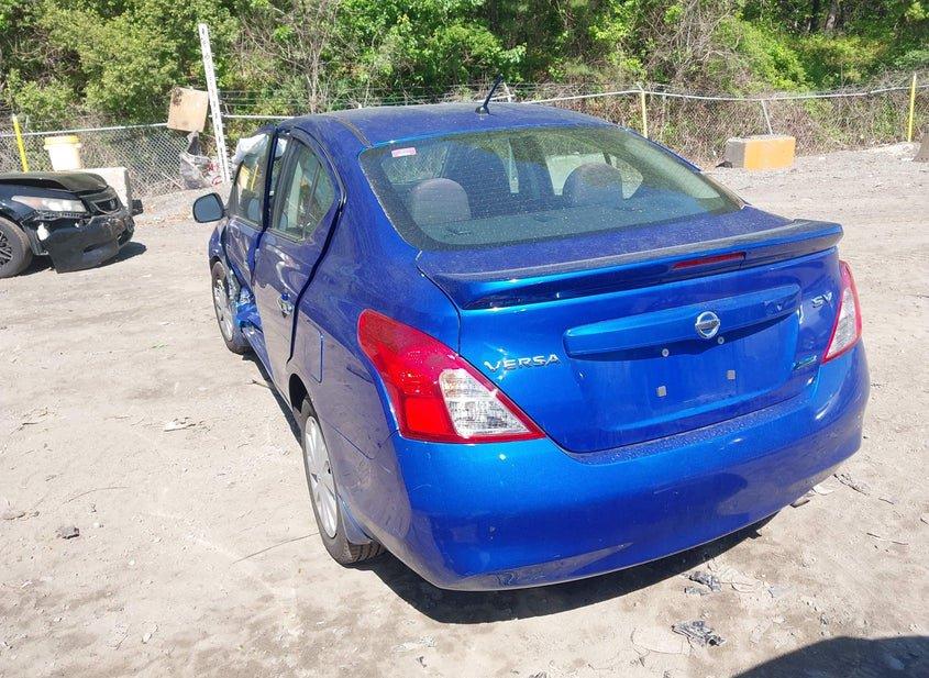 Nissan Versa