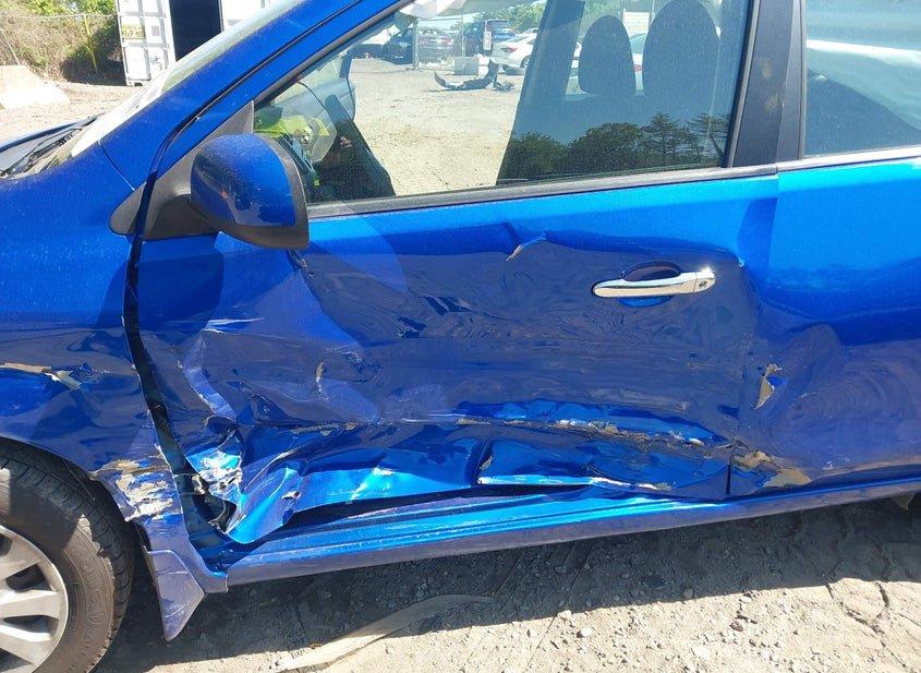 Nissan Versa