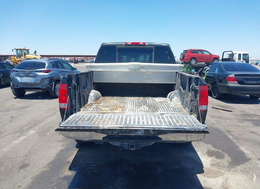 Nissan Titan