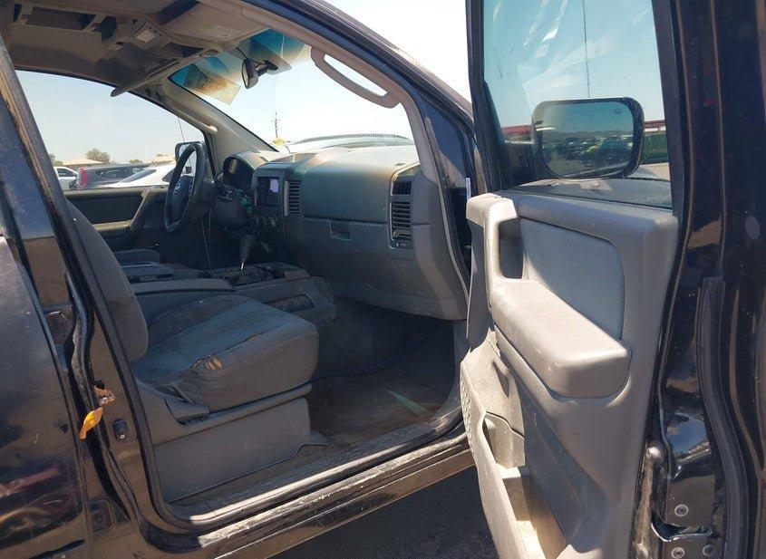 Nissan Titan