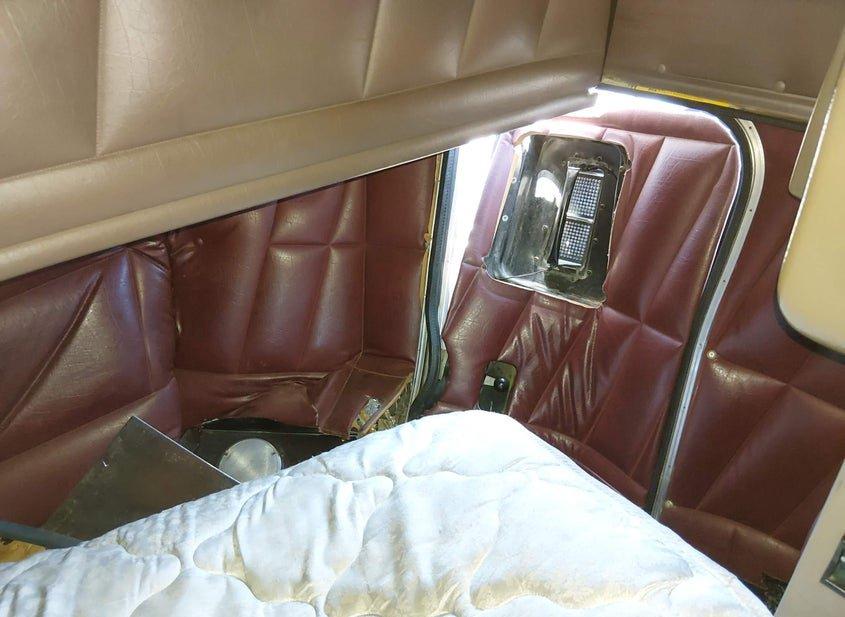 Peterbilt 379