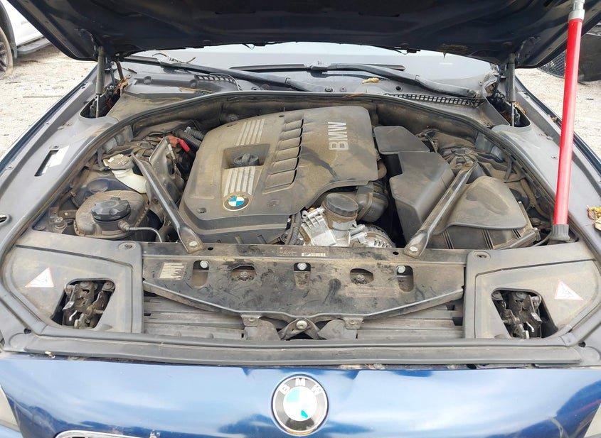 BMW 528I