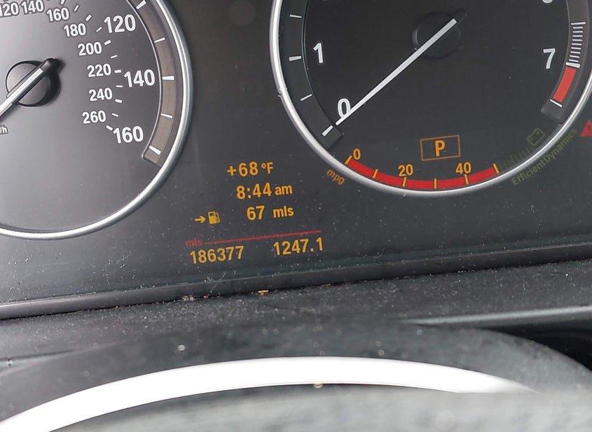 BMW 528I