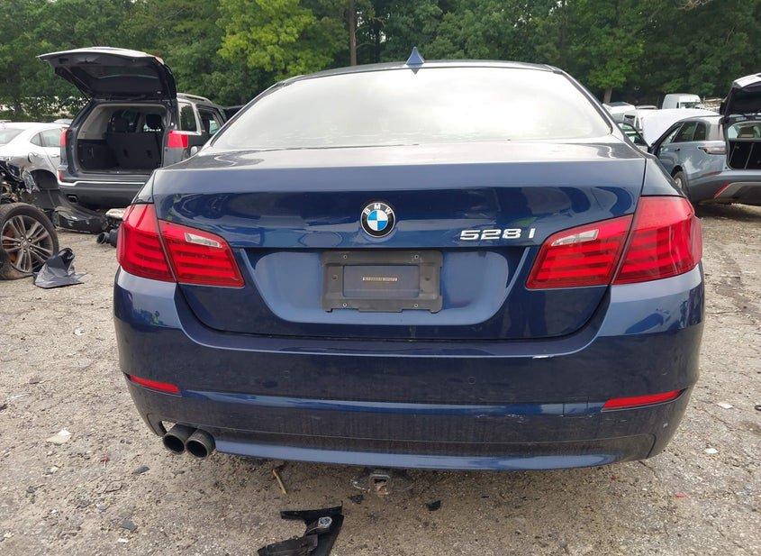 BMW 528I