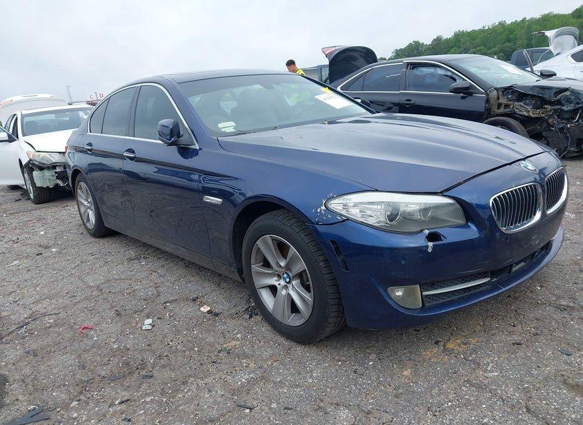BMW 528I