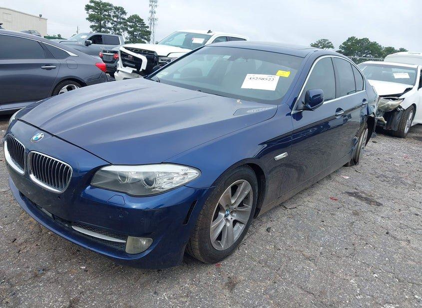 BMW 528I