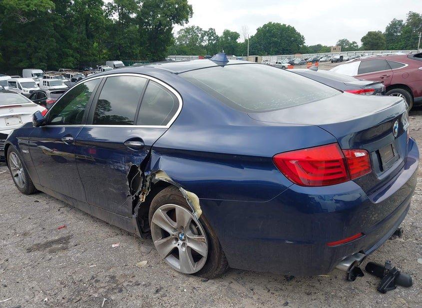 BMW 528I