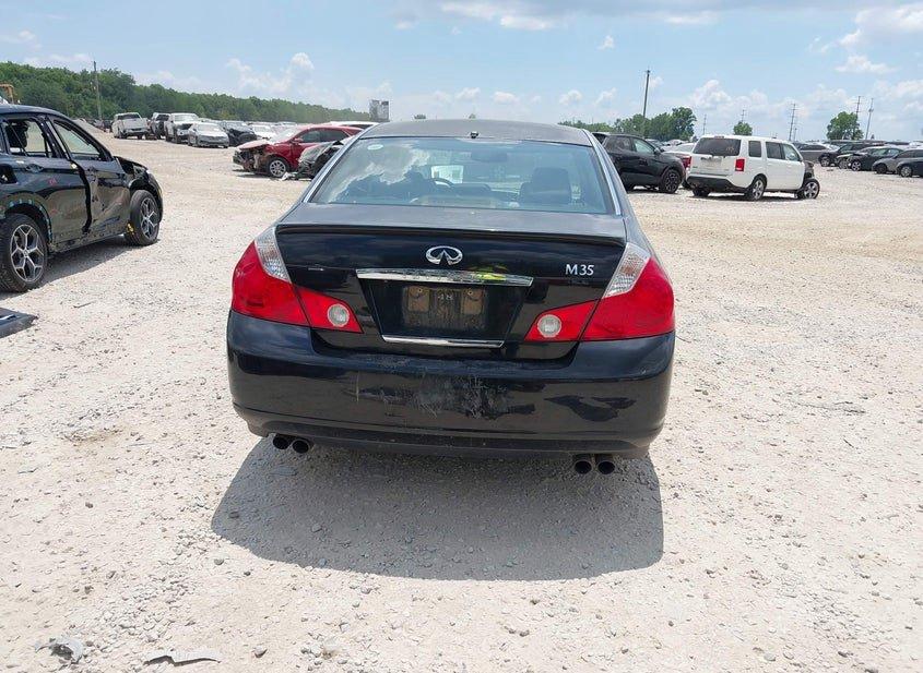 Infiniti M35