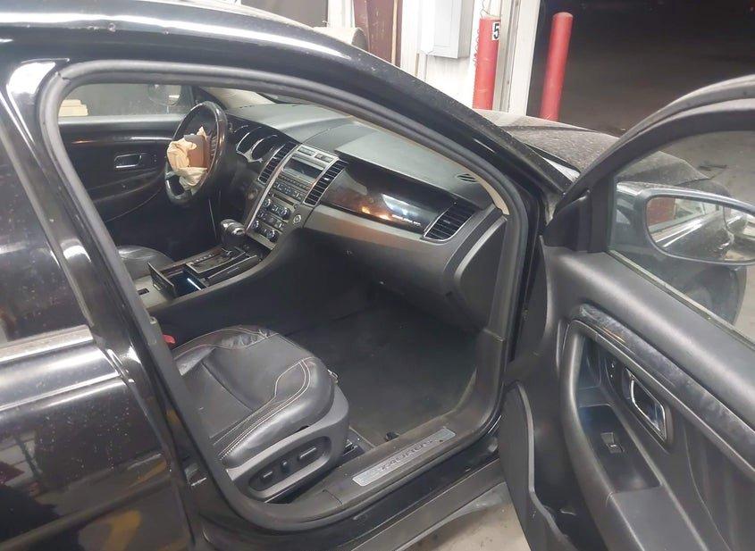 Ford Taurus