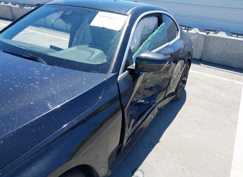 BMW 230