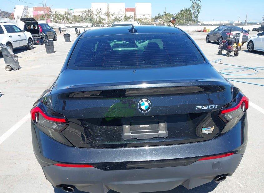BMW 230