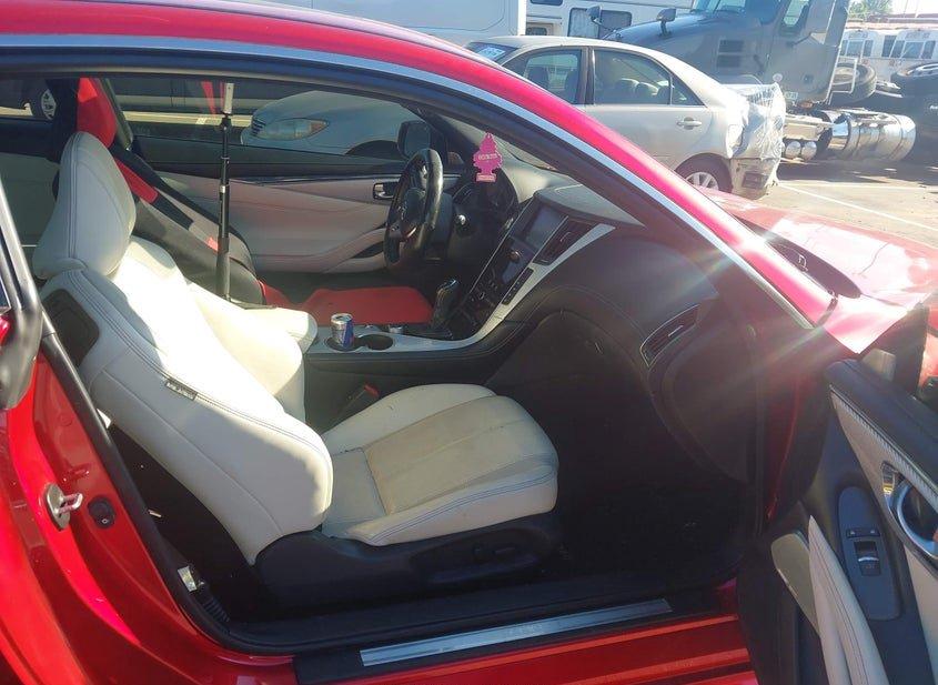 Infiniti Q60