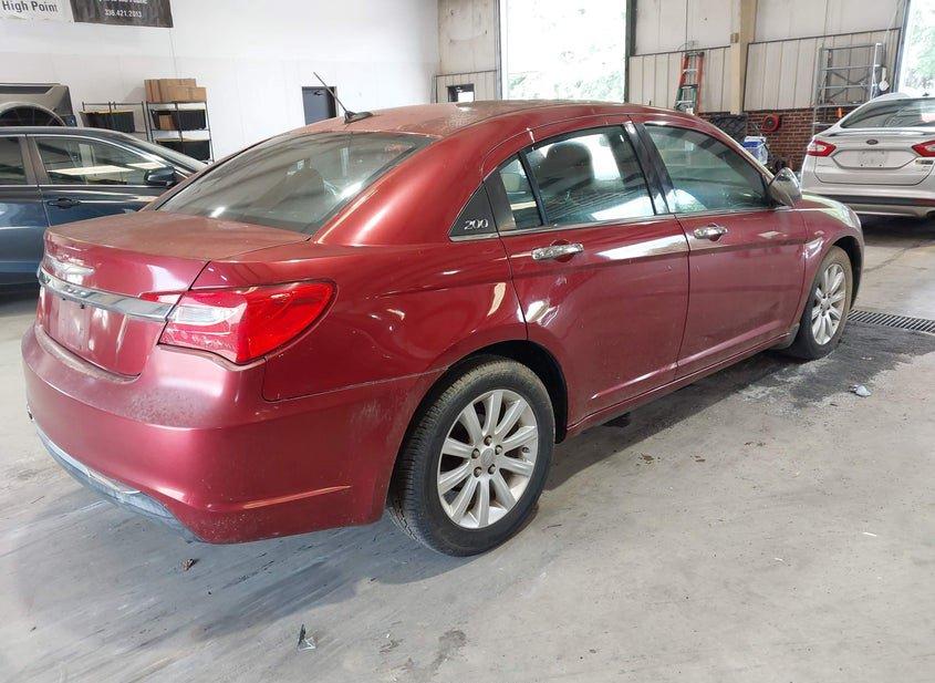 Chrysler 200