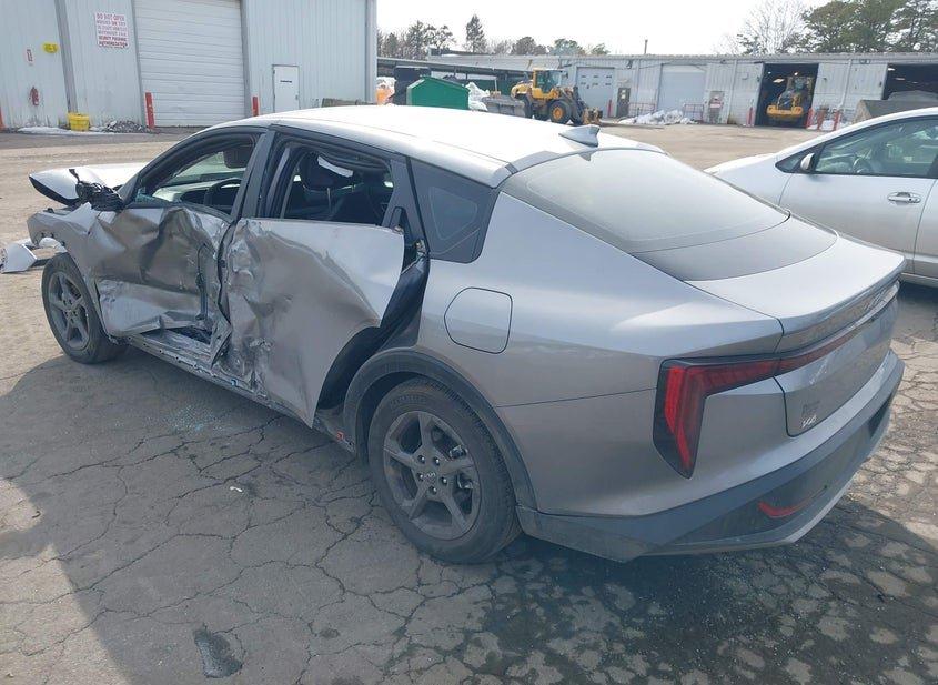Kia K4