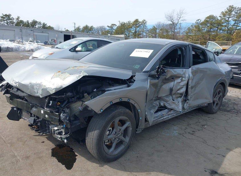 Kia K4