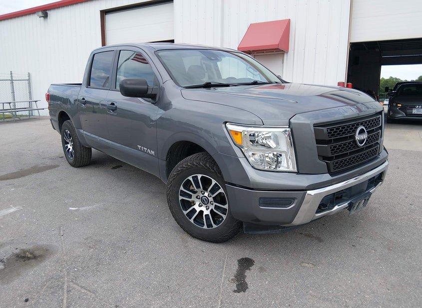 Nissan Titan
