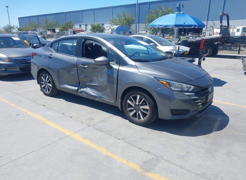Nissan Versa