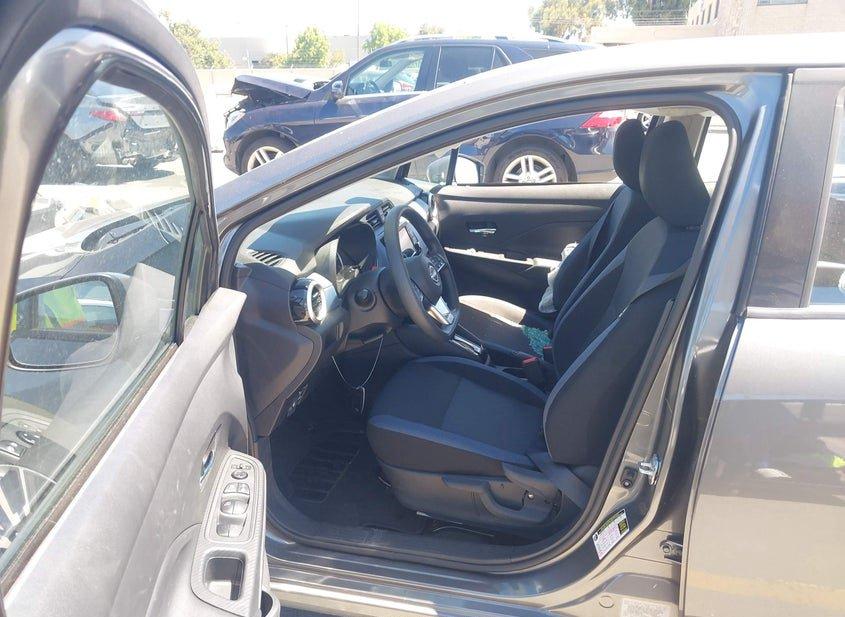 Nissan Versa