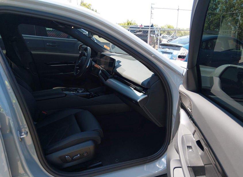BMW 530I