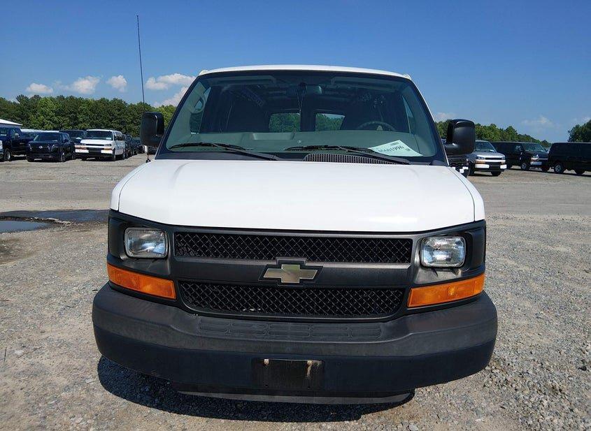 Chevrolet Express 2500