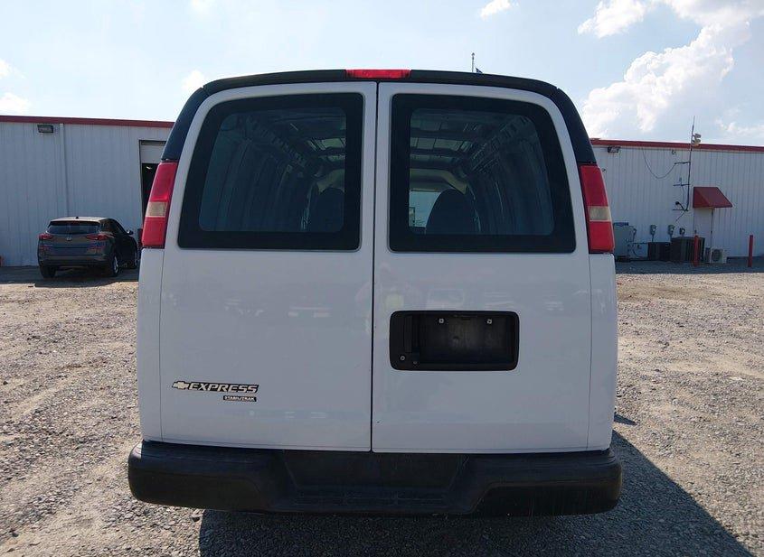 Chevrolet Express 2500