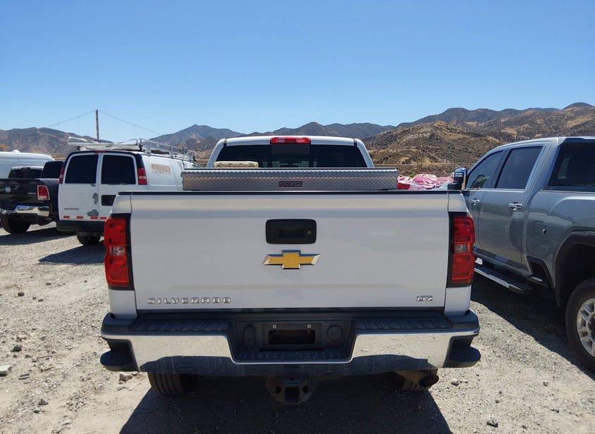 Chevrolet Silverado 2500Hd Built After Aug 14