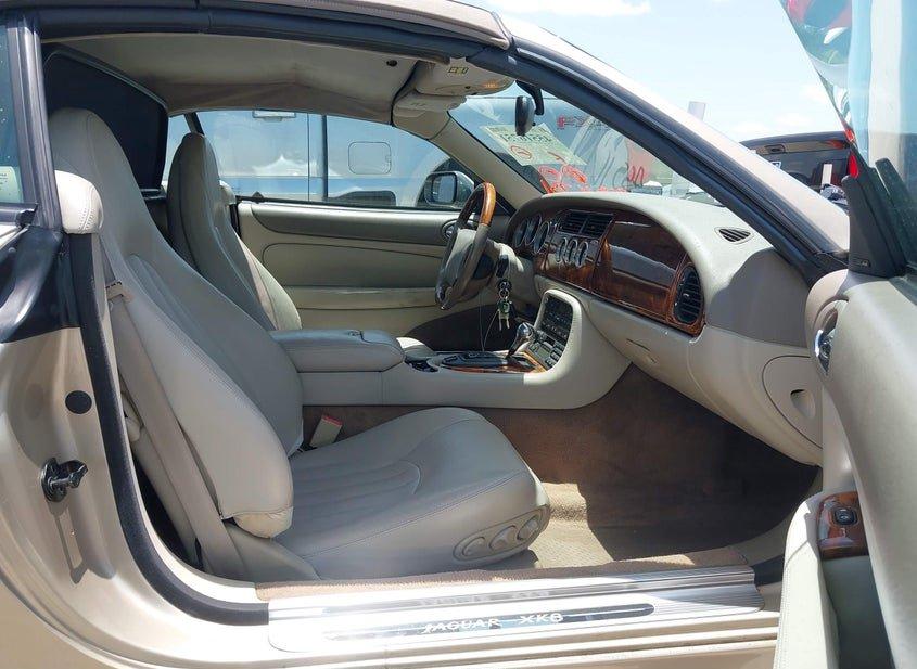 Jaguar Xk8