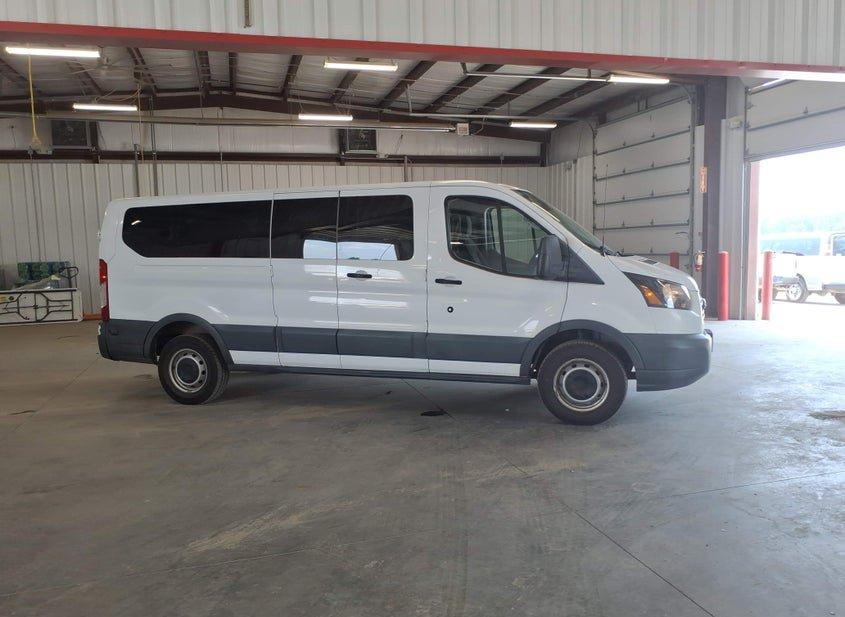Ford Transit-350
