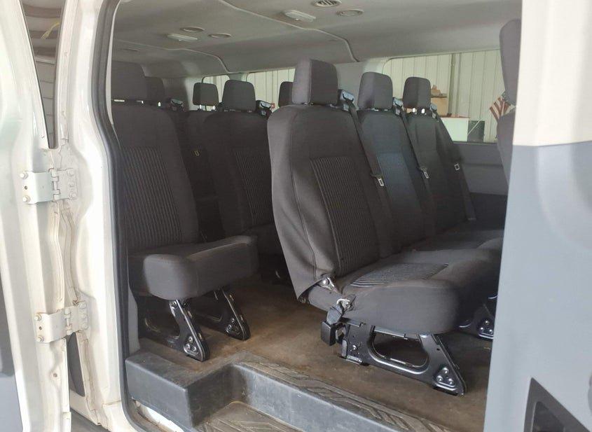 Ford Transit-350