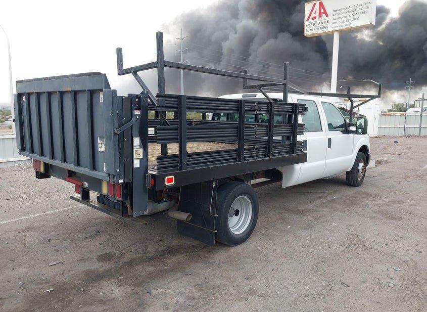 Ford F-350 Chassis