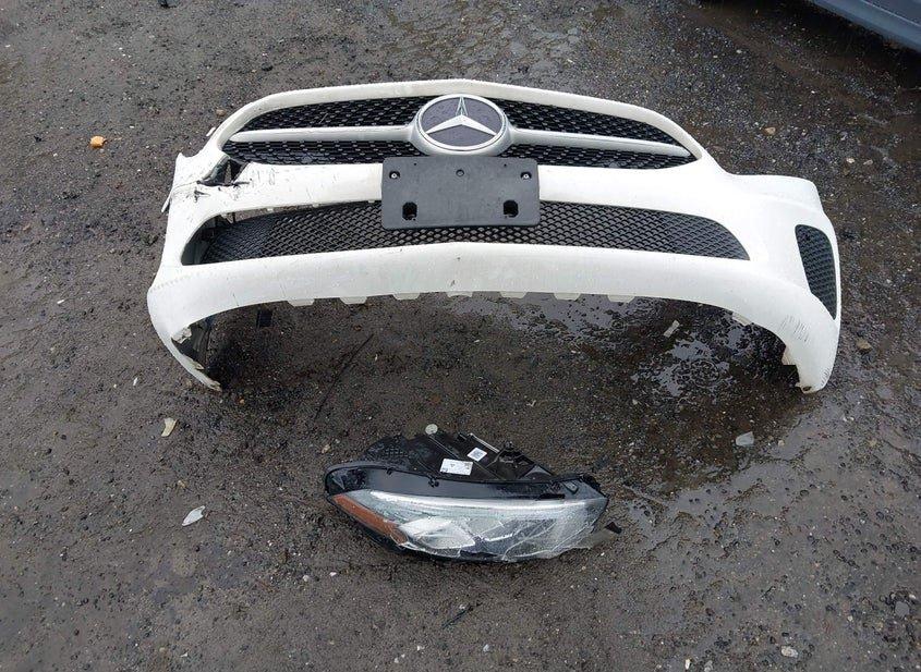 Mercedes-Benz A 220