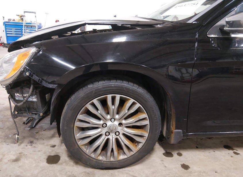 Chrysler 200