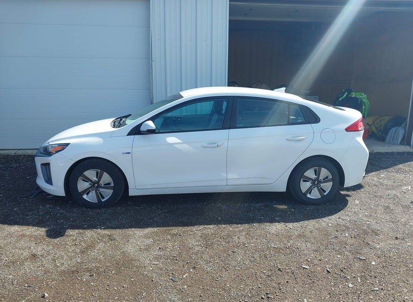 Hyundai Ioniq Hybrid