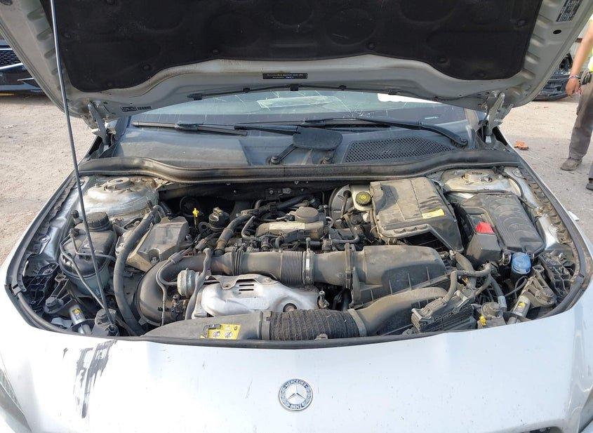 Mercedes-Benz Cla 250