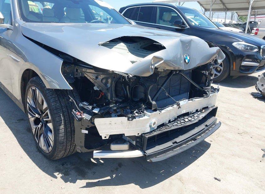 BMW 530I